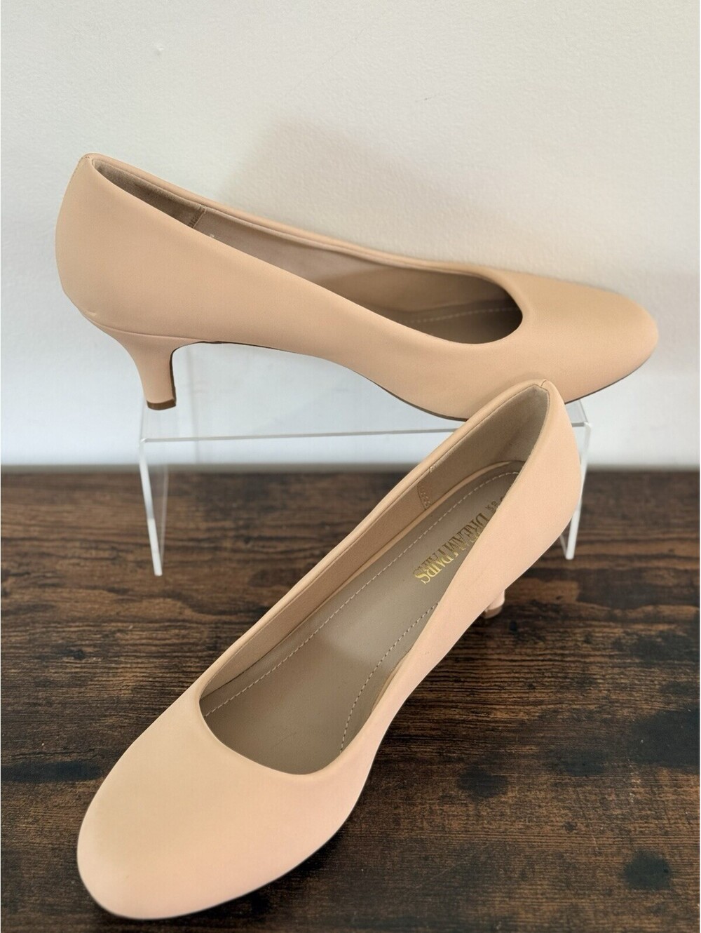 Dream Pairs Women’s Size 12 Beige Blush Pointed Toe Pumps Excellent Condition